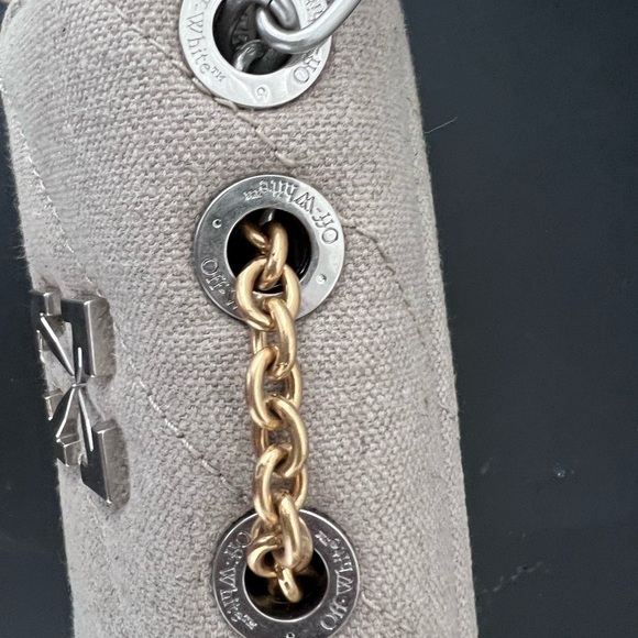 Off-White
Jackhammer 24 linen crossbody bag
Never worn
Beige, Linen - Picture 8 of 15